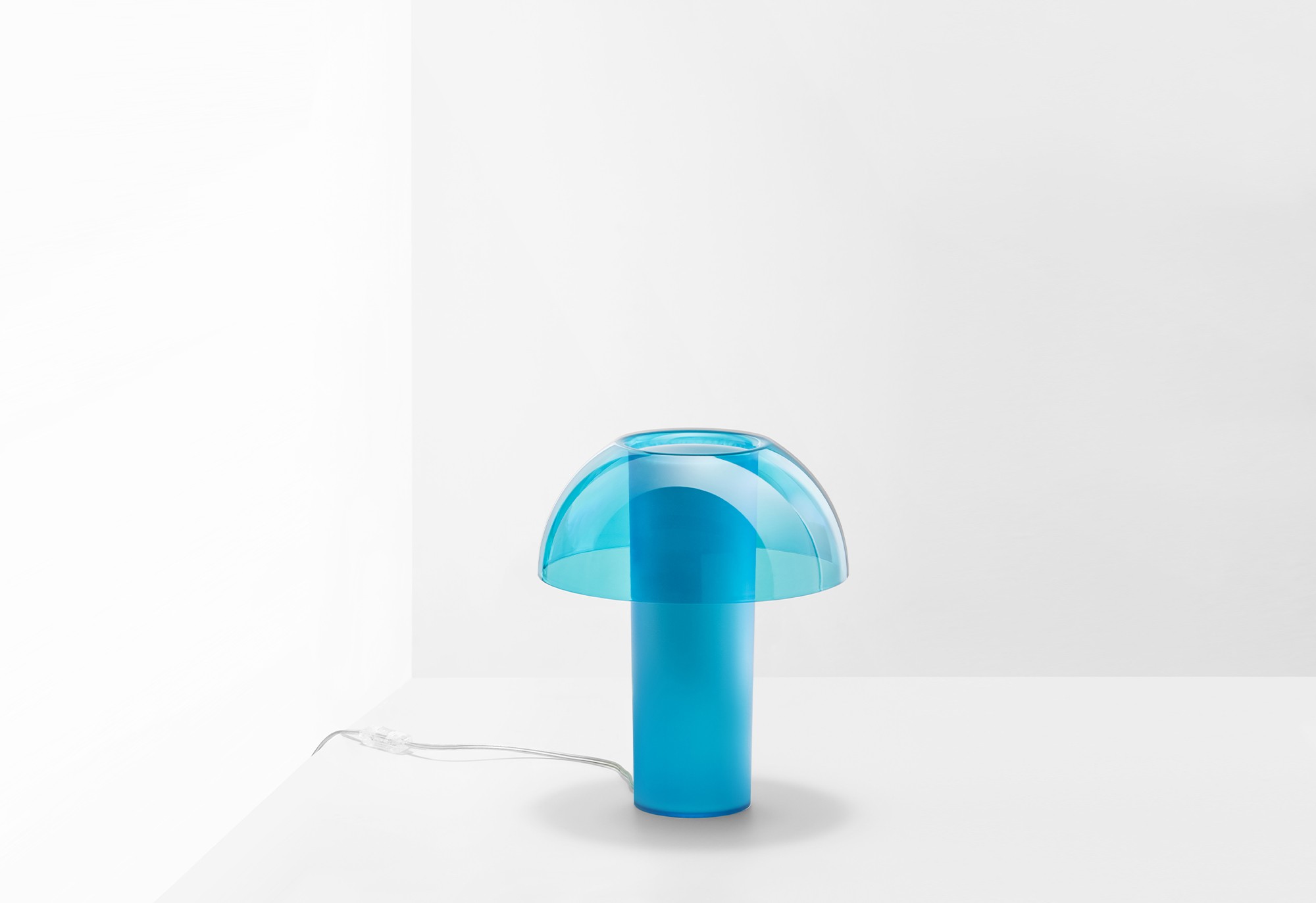 Colette maza izmēra nakts lampa
