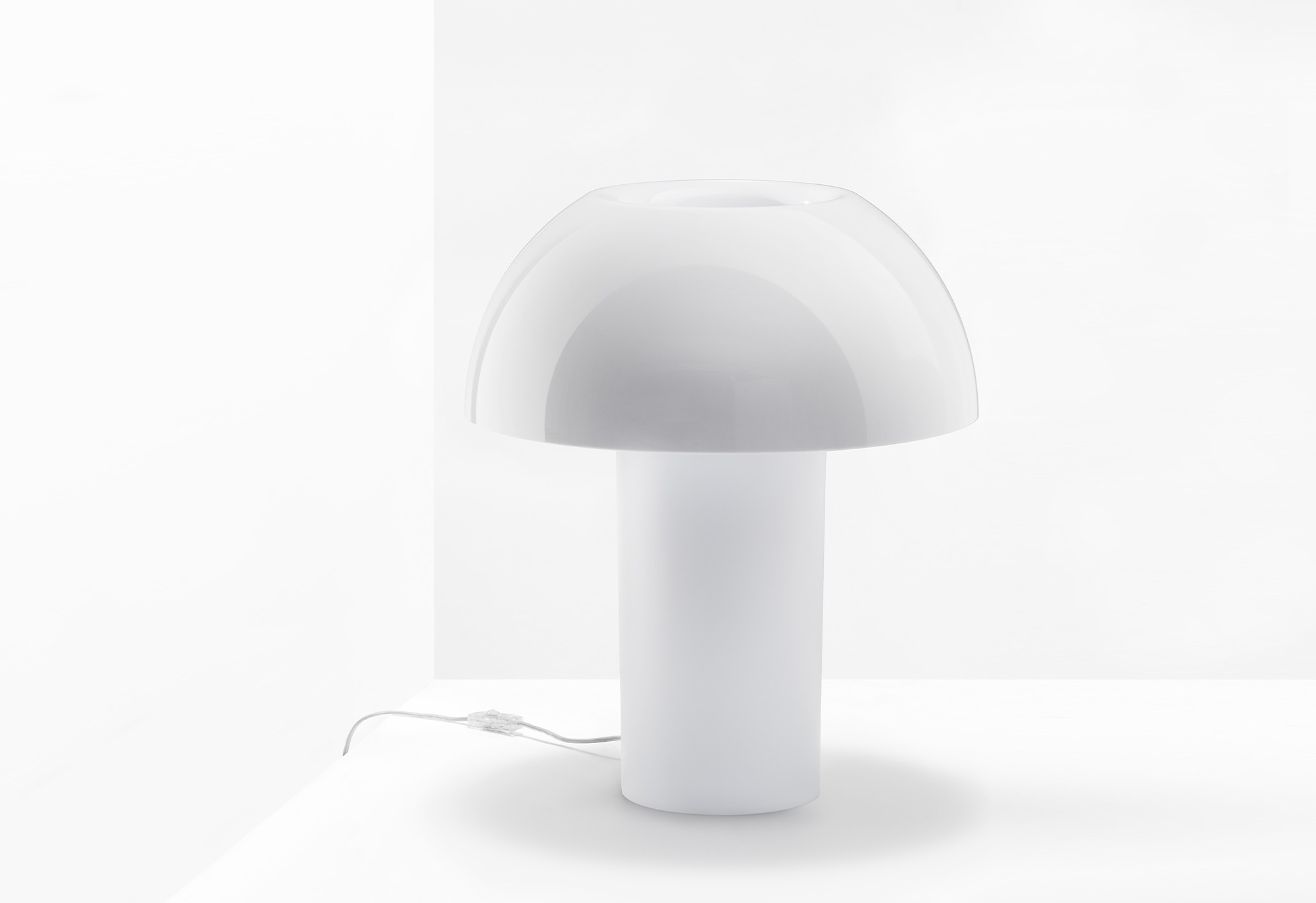 Colette vidēja izmēra nakts lampa